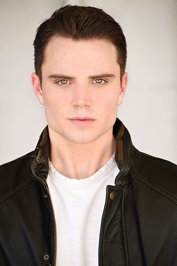 Photo of actor Cameron Deane Stewart