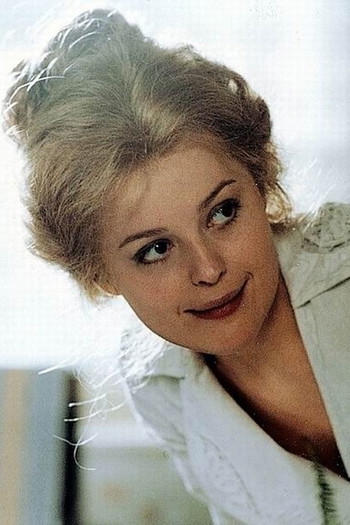 Photo of actress Magda Vášáryová