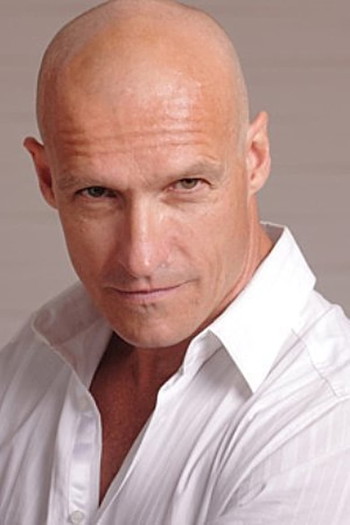 Photo of actor Simon Northwood