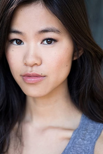 Photo of actress Tiffany Espensen