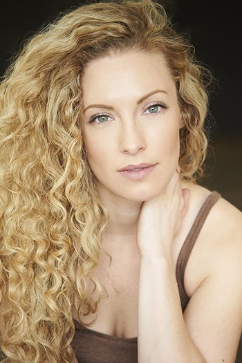 Photo of actress Jennifer Mote