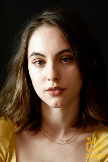 Photo of actress Madeline Weinstein