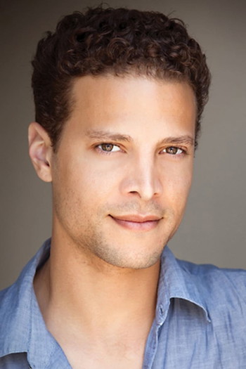 Photo of actor Justin Guarini