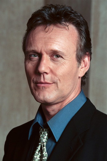 Photo of actor Anthony Stewart Head