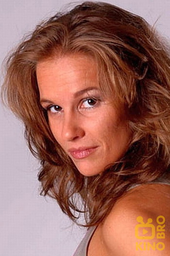 Photo of actor Chantal Demming