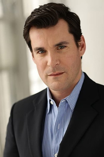 Photo of actor Sean Maher