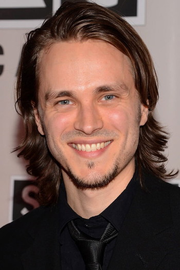 Photo of actor Jonathan Jackson