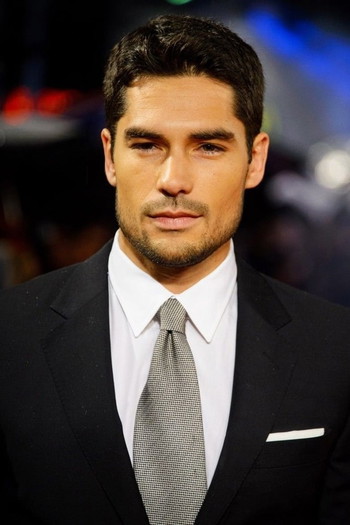 Photo of actor D.J. Cotrona