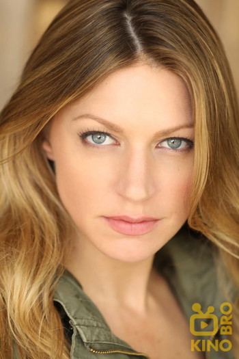 Photo of actress Jes Macallan