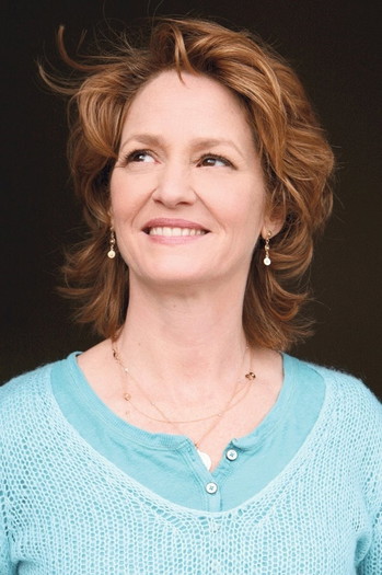 Photo of actress Melissa Leo