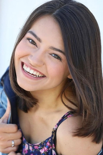 Photo of actress Ariel Gade