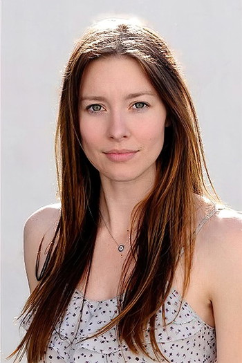 Photo of actress Jessica Blackmore