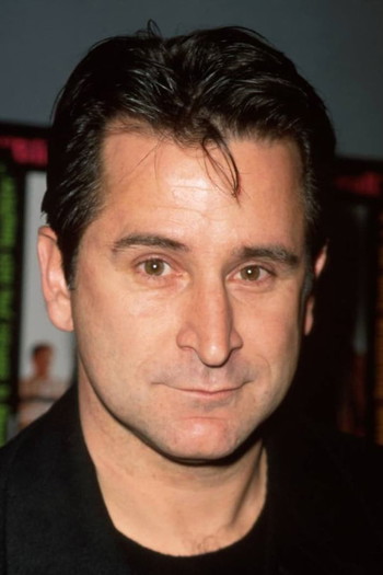 Photo of actor Anthony LaPaglia