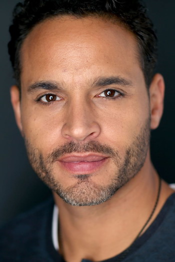 Photo of actor Daniel Sunjata