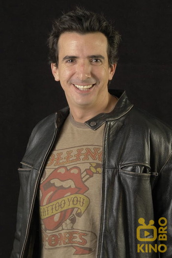 Photo of actor Antonio Sanint