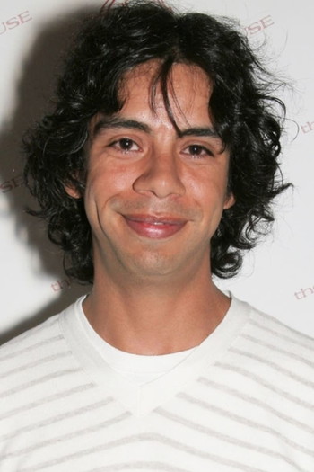 Photo of actor Héctor Jiménez