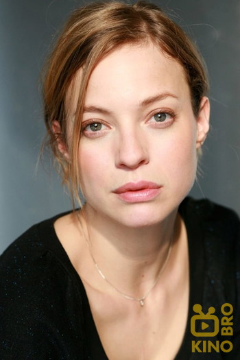 Photo of actress Elodie Frenck