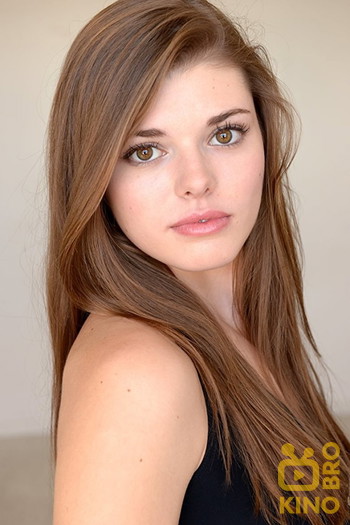 Photo of actress Morgan Obenreder