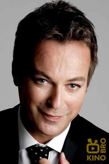 Photo of actor Julian Clary