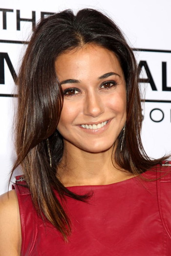 Photo of actress Emmanuelle Chriqui