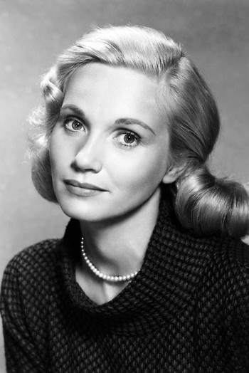 Photo of actress Eva Marie Saint