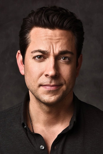 Photo of actor Zachary Levi