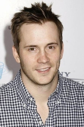 Photo of actor Robert Hoffman