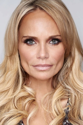 Photo of actress Kristin Chenoweth