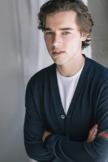 Photo of actor Alex Ferris