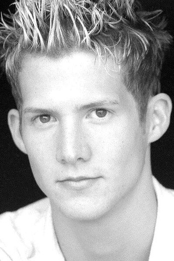 Photo of actor Seth Packard