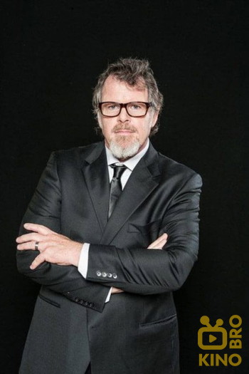 Photo of actor Pat Mastelotto