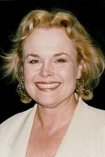 Photo of actress Sheila Gish