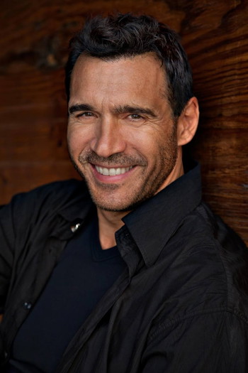 Photo of actor Adrian Paul