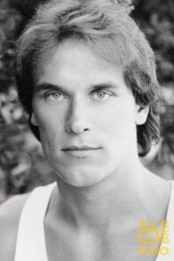 Photo of actor Mark Venturini