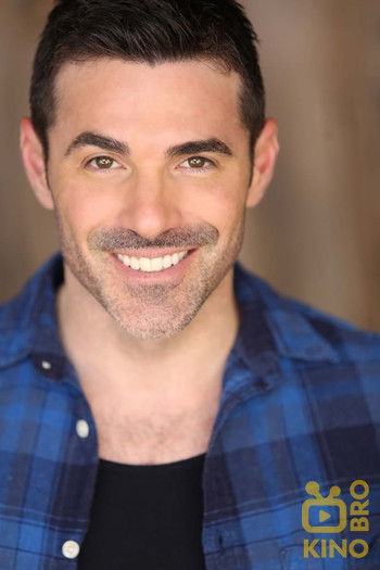 Photo of actor Josh Server