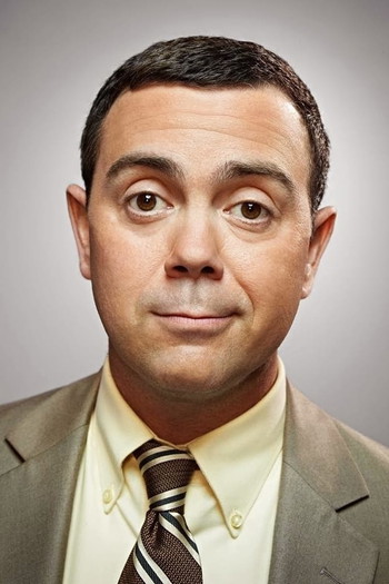 Photo of actor Joe Lo Truglio