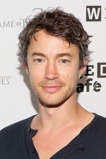 Фото актёра Tom Wisdom