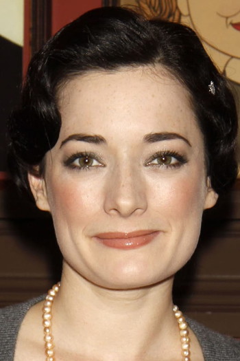 Photo of actress Laura Michelle Kelly