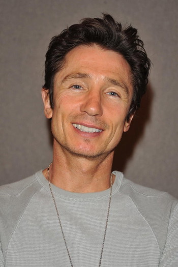 Photo of actor Dominic Keating