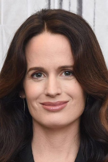 Photo of actress Elizabeth Reaser