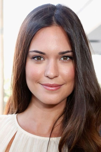 Photo of actress Odette Annable