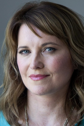 Photo of actress Lucy Lawless