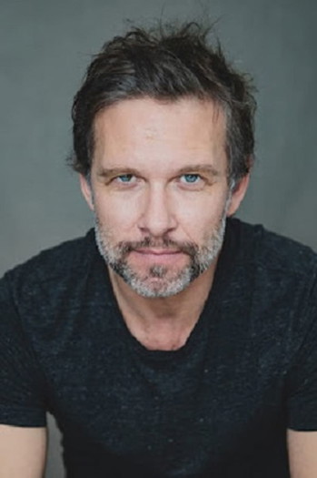 Photo of actor Yann Sundberg