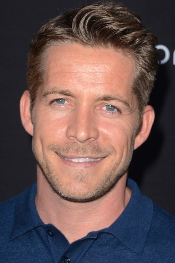 Photo of actor Sean Maguire