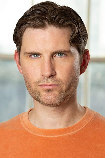 Photo of actor Peter Stickles