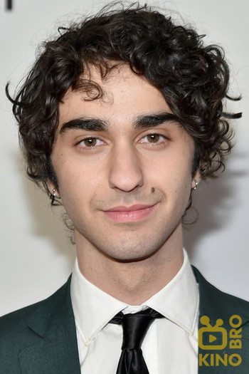 Photo of actor Alex Wolff