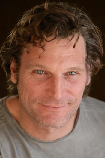 Photo of actor Jean Michel Paré