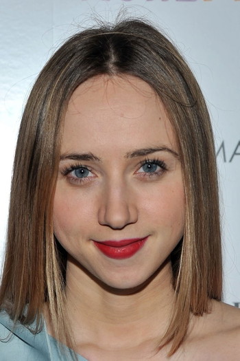 Photo of actress Zoe Kazan