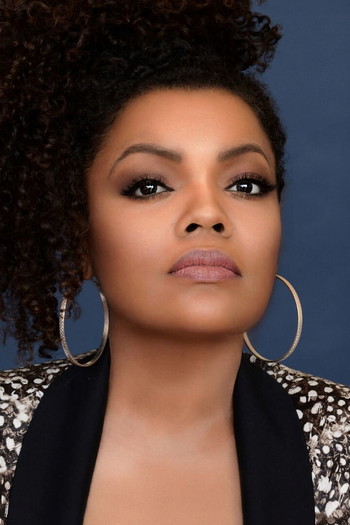 Photo of actress Yvette Nicole Brown