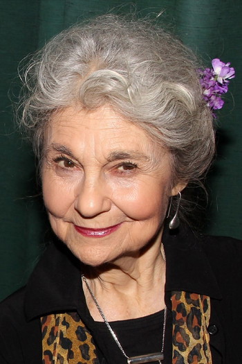 Photo of actress Lynn Cohen